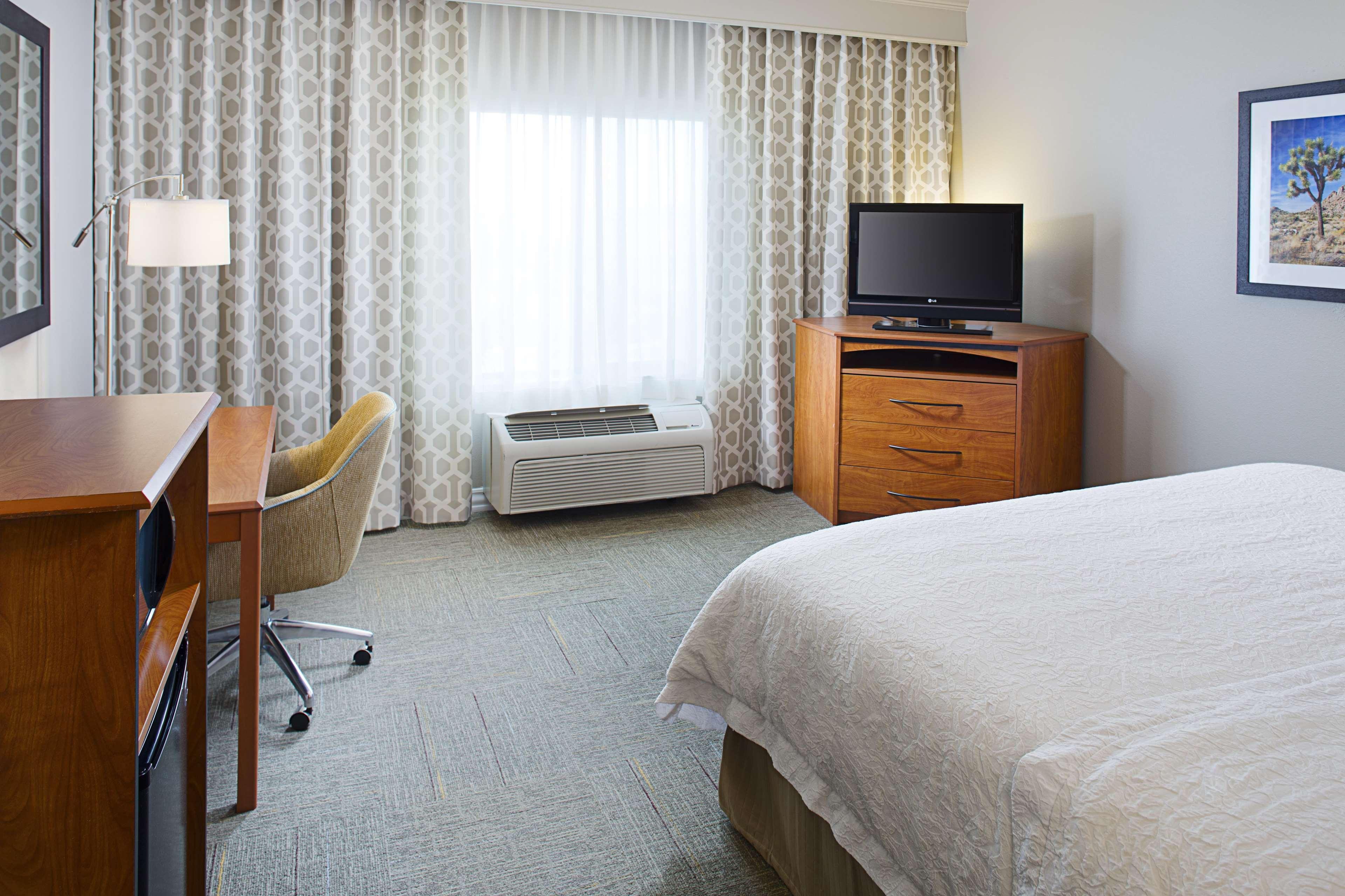 Hampton Inn & Suites Lancaster Exteriér fotografie