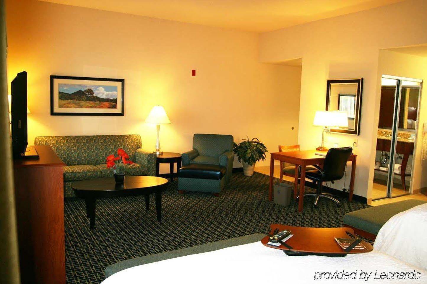 Hampton Inn & Suites Lancaster Pokoj fotografie